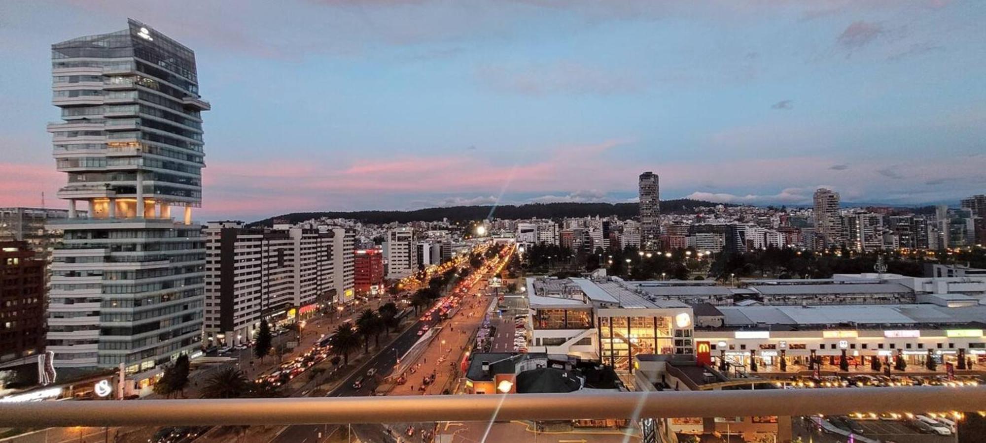 One Apartments Кито Экстерьер фото